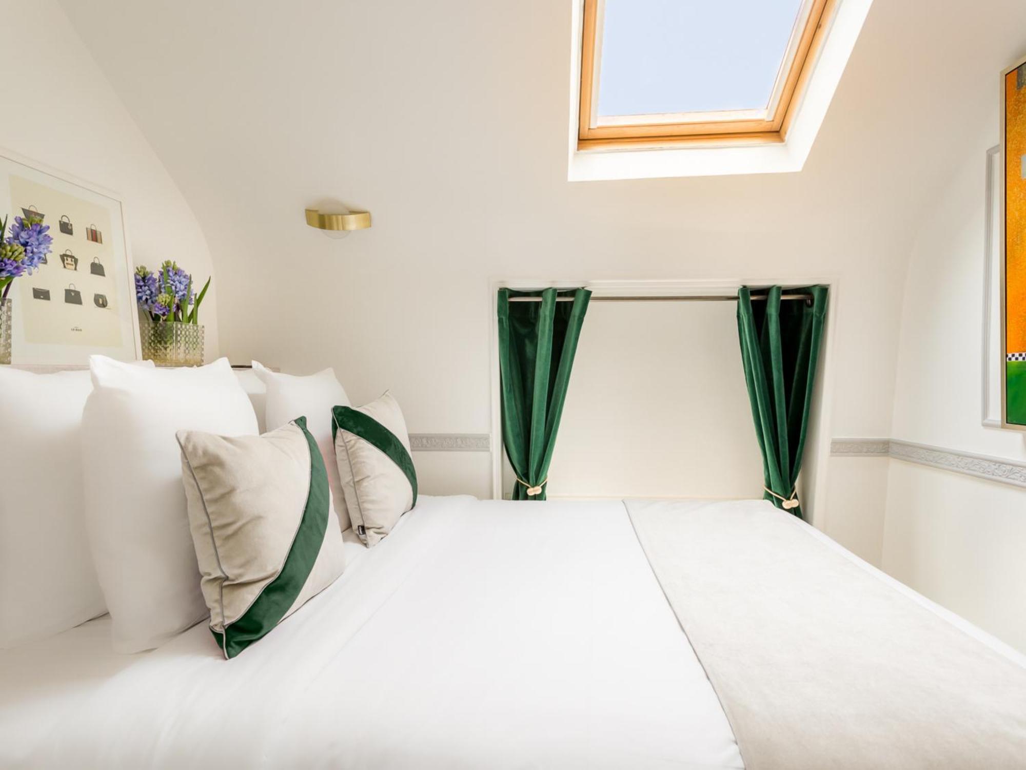 Merveil - Luxury Serviced - Royale Ii Appartement